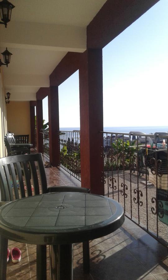 Guest House Amra New Athos Exterior photo